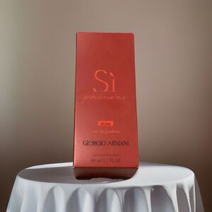 Giorgio Armani Si Passione Red Box